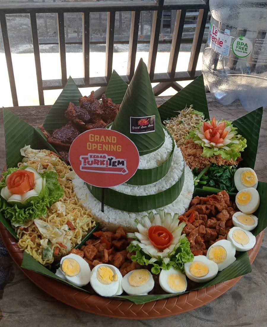 Tumpeng
